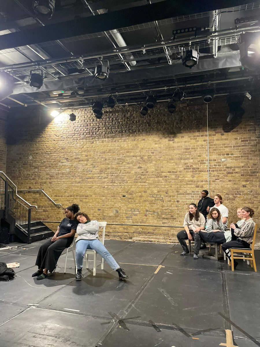 LizzyFleming3's tweet photo. So last week I got to perform to duologues in @UnionShowcase with some of my favourite people in the world… so don’t mind me whilst I post many photos to show appreciation https://t.co/mesjUSiLGv