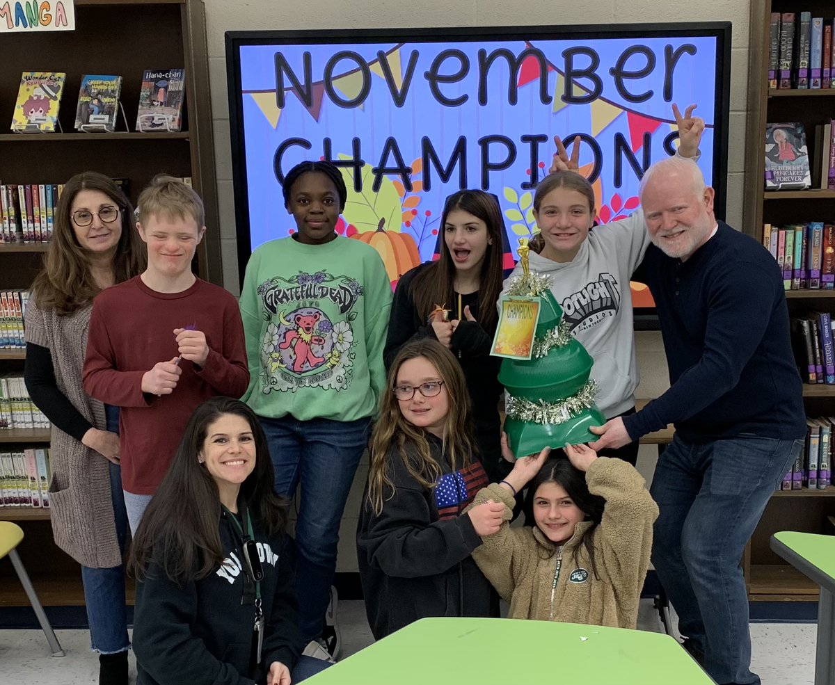 LibraryMESMS's tweet image. Congrats to Mr. Grotes’s 3rd period math class, who were the winners of today’s Thanksgiving Showdown! @MESMSHorowitz