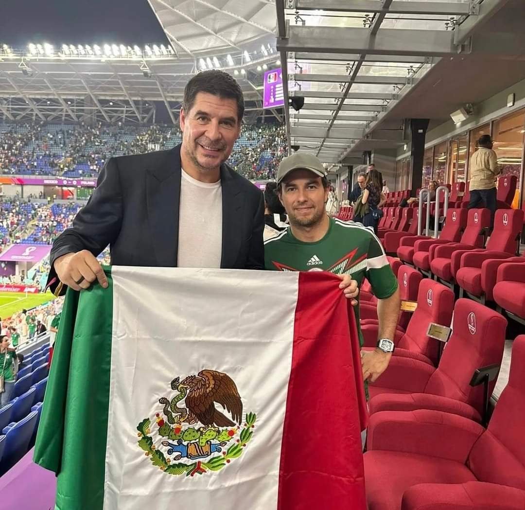 Sergio Perez był na meczu Meksyk - Polska
#ElevenF1 #F1PL #MEXPOL #FIFAWorldCup #Qatar2022