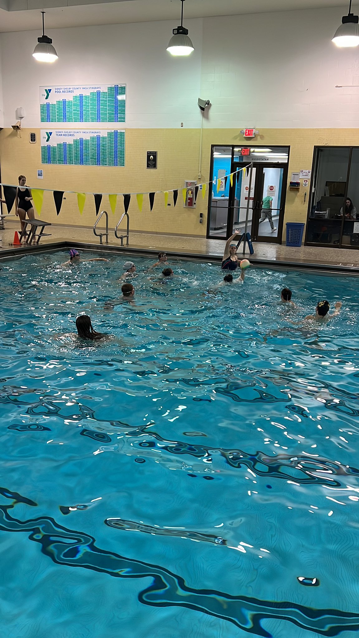 Botkins Winter Swim (BotkinsSwim) / Twitter