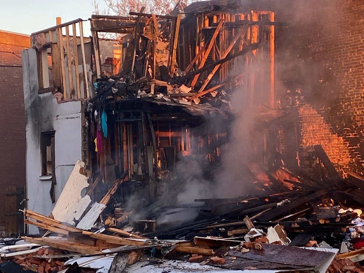 BaltimoreFire's tweet image. *Update* 3 patients injured are considered critical &amp;amp; have all be transported. Bldg inspectors remain on the scene to evaluate the stability of adjacent homes to determine if residents are able to enter their home. No additional updates at this time &amp;amp; the cause remains under inv.
