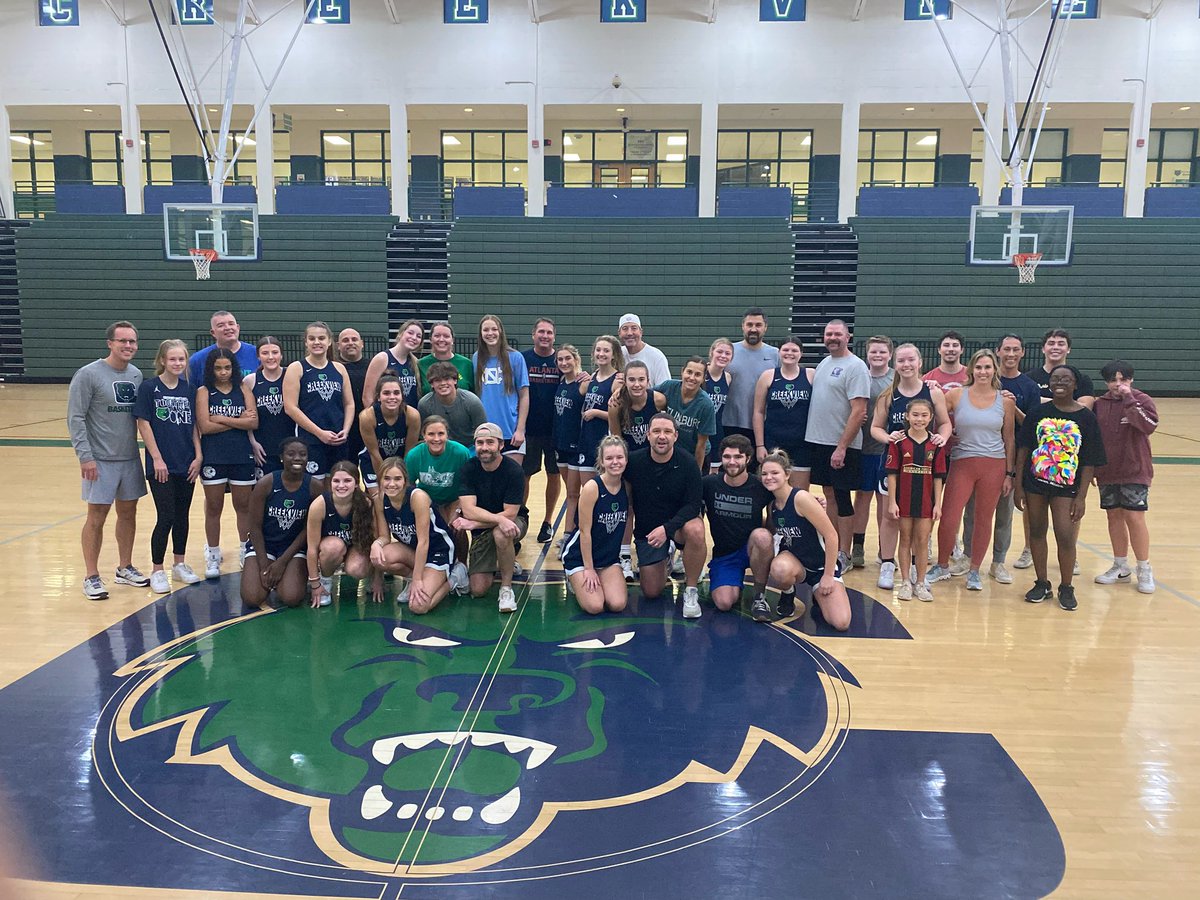 Sounds like Players v. Parents didn’t disappoint! Thankful for a community who participates and coaches who were able to create an experience for everyone to enjoy! Plus, we didn’t need <a href="/CreekviewATs/">Creekview Sports Med</a> like we thought! 😂😂