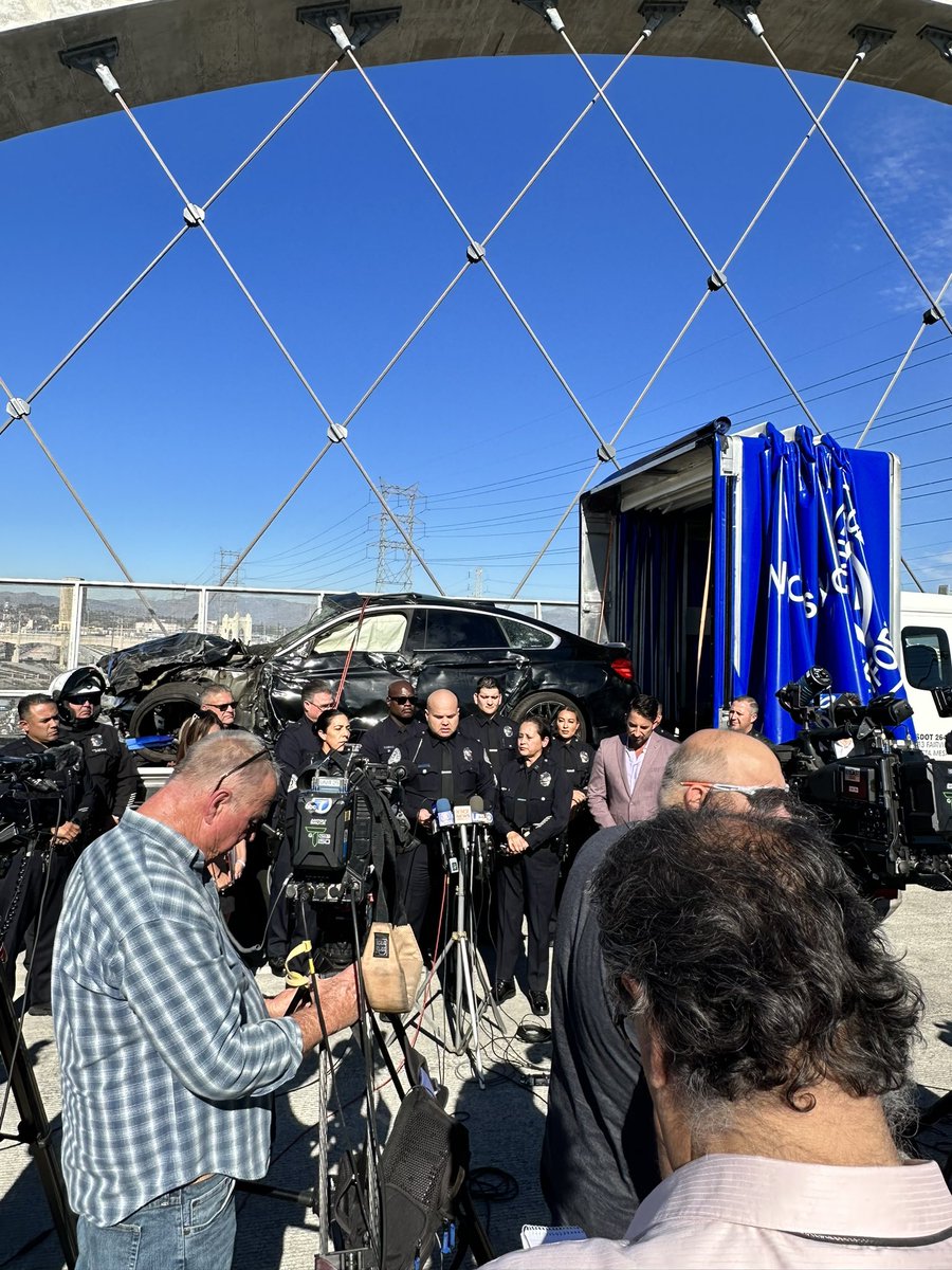 LIVE PUBLIC SAFE STREET Campaign, Lilli from Strret Racing TF, Doug Shoup AAA, Central, CTD. Holidays are here drive safe, don’t drink and drive, Uber is a good choice, be responsible. Thanks 
<a href="/LAPDChiefMoore/">Michel R. Moore</a> 
<a href="/lapdmikeoreb/">Michael A. Oreb</a>