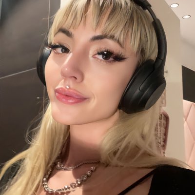 #NewProfilePic https://t.co/fuzhSIfFbp<a href="/tag/newprofilepic"class="tags">#NewProfilePic</a>