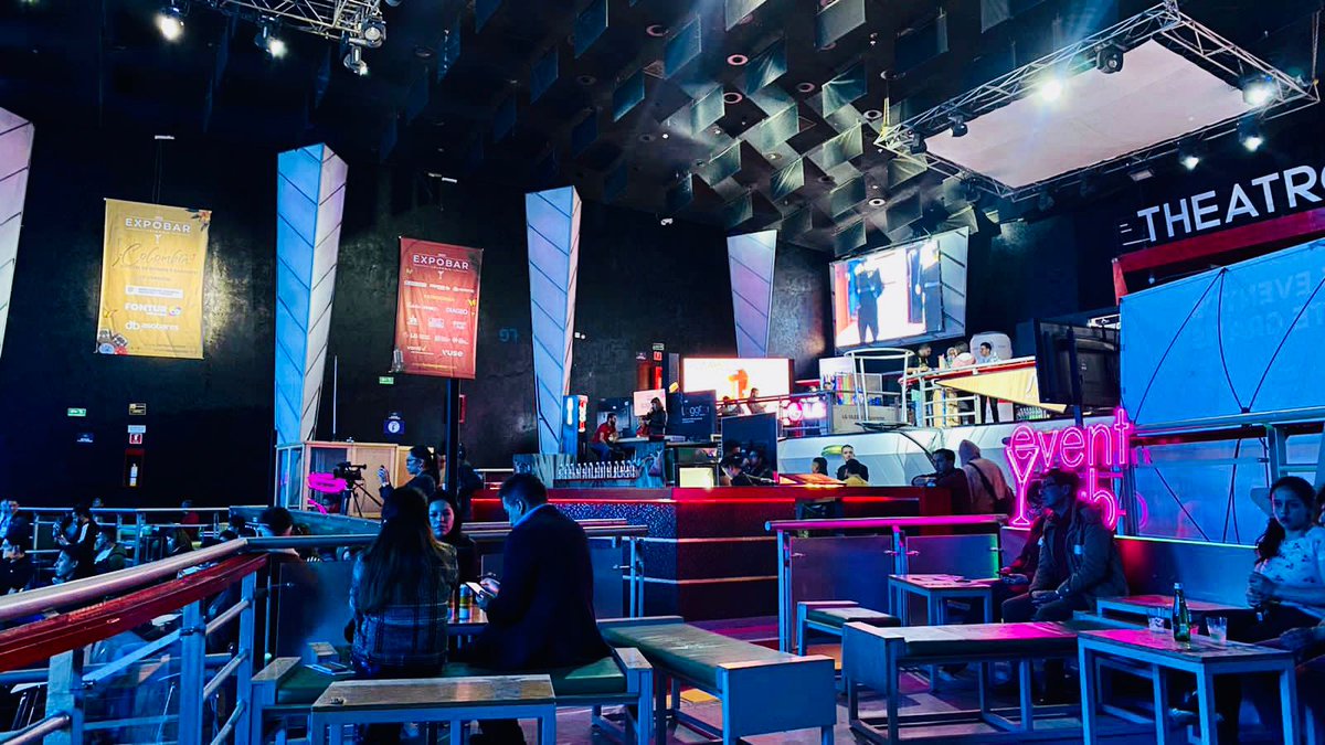 Bogota_Turismo's tweet photo. El @IDTBogota participa en la 9na versión de #Expobar2022, el congreso más importante de la industria nocturna del país, ganadores de convocatoria Eventos con Interés Turístico en @Bogota de #Fondetur, espacio donde se presenta una charla sobre licenciamiento de Marca Ciudad https://t.co/0p081x7DXq