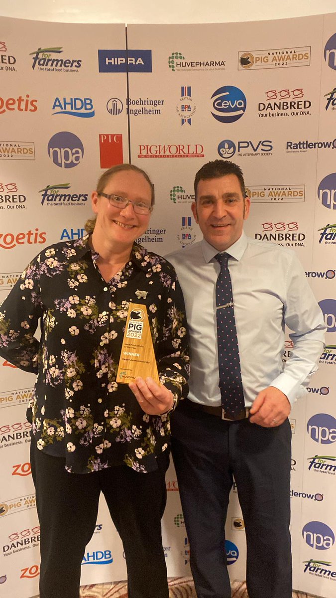 pigworldmag's tweet image. The Herd Productivity Award at the #PigAwards has been won by Harper Adams University, fantastic work guys! Thank you to our sponsor, Huvepharma.