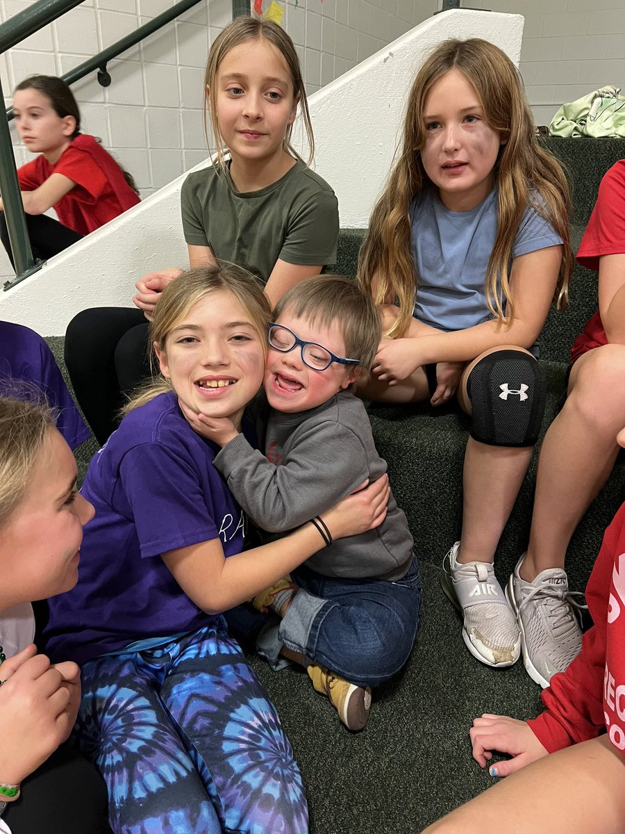 We made sure to have ALL the fun and smiles today at Fairway before the Thanksgiving break!!! Fairway Families (shout out to the Pizza Pack 🍕), and the Turkey Tourney 🦃all in one day! 💚 #FairwayFamily <a href="/FairwayElem/">Dr. Lorinda Krey</a>