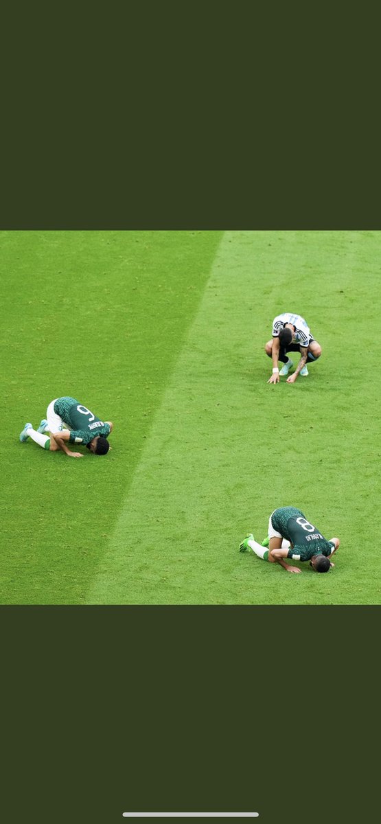 world_with_Ali's tweet photo. اللهم لك الحمد ألف ألف مبروك 😍🇸🇦 وعقبال التأهل لدور ال ١٦
#المنتخب_السعودي #السعوية_الارجنتين #كأس_العالم_قطر2022 #FIFAWorldCup https://t.co/rhd2pPrZpc