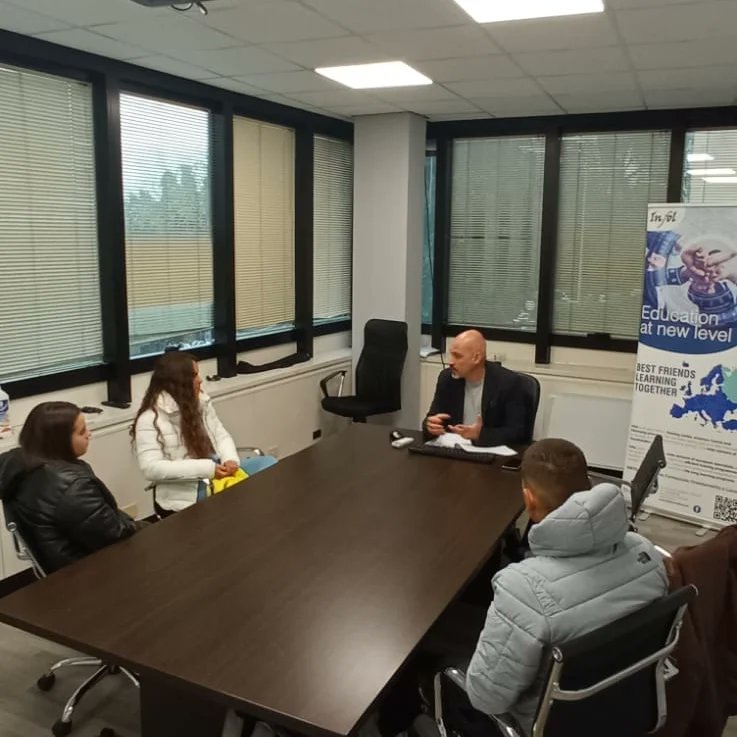 IES Europa tweet media