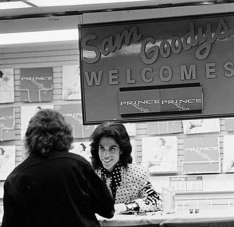 Prince at Sam Goody in 1988