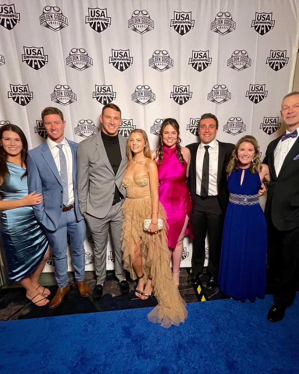 ryan_f_murphy's tweet photo. The whole Murphy family showed up to support the @USASwimming foundation at Golden Goggles! It was awesome to celebrate a successful 2022 for @TeamUSA and raise money to increase access to swimming. https://t.co/TfAz5zL6AI