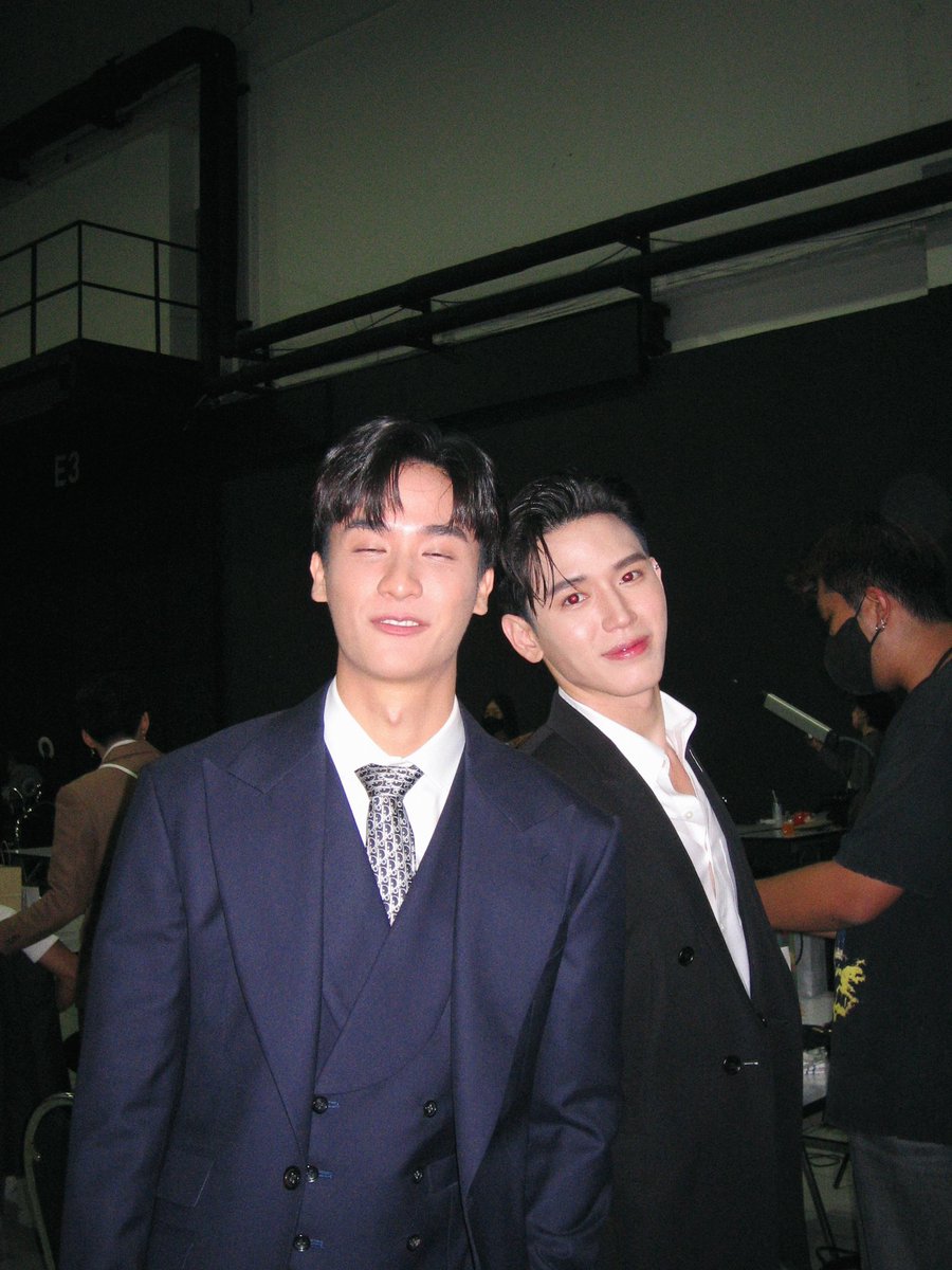 junewanwimol19's tweet photo. บอกพี่ว่าขอ1รูป รูปที่ได้… 🥺
ก่อนกดถ่ายนับแล้วด้วย
#GMMTV2023 https://t.co/Ihe8y6q2SP