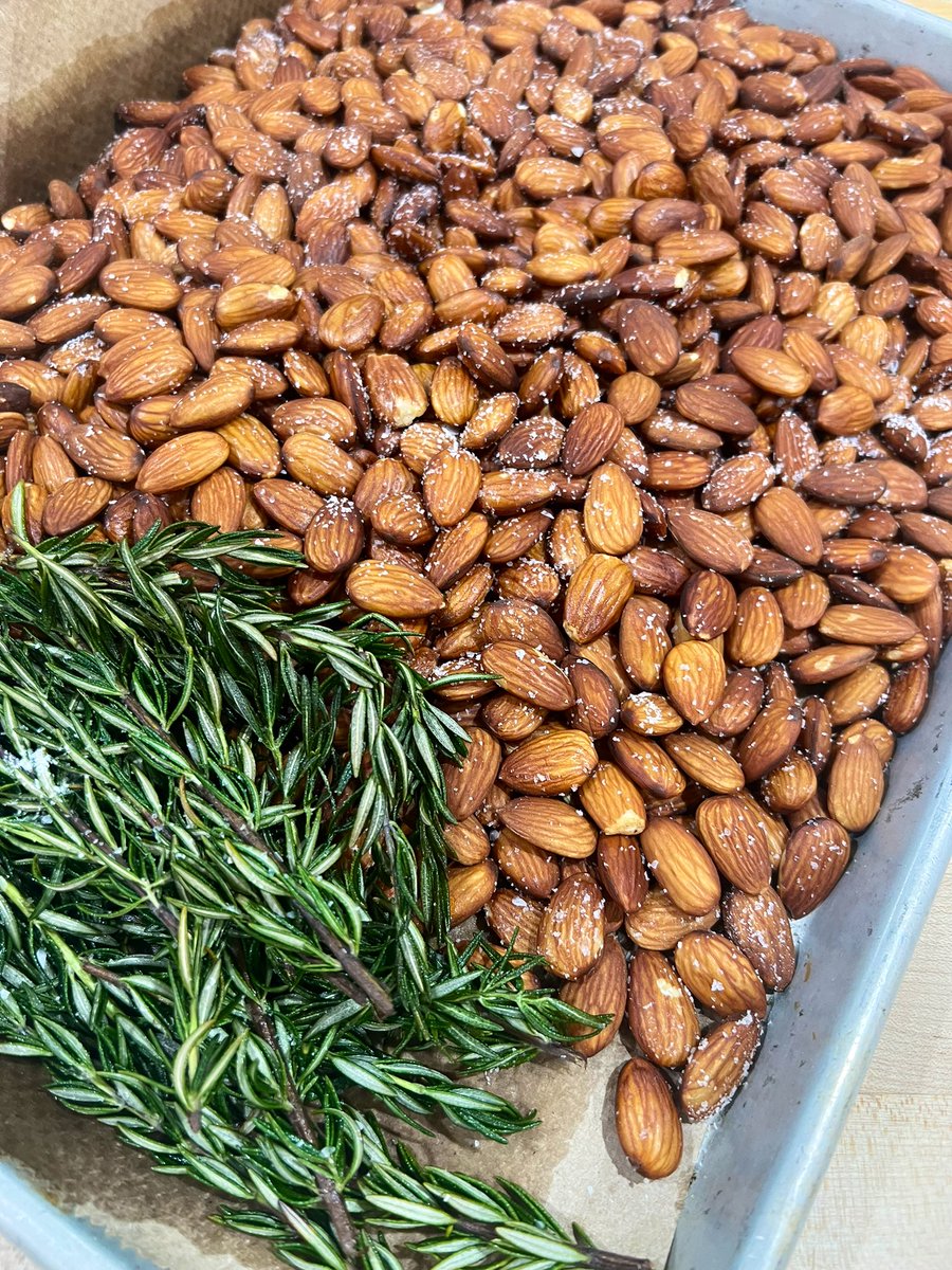 Dynamo Donut & Coffee tweet media