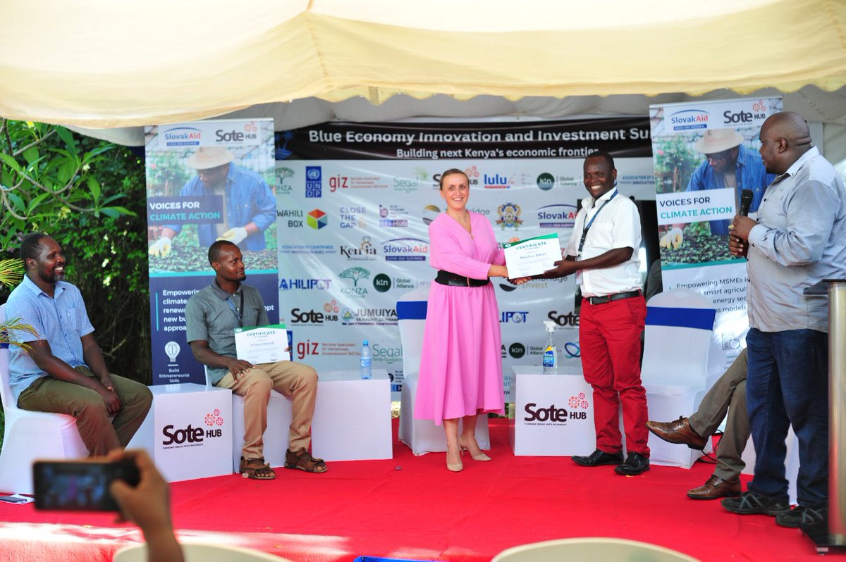 KLeligdonova's tweet photo. Congratulations to all graduates of #voiceforclimate project by @Sote_Hub ... from Kilifi, Kwale and TaitaTaveta Counties #vcagraduation 👏🍀 https://t.co/EeJZg2Tozq