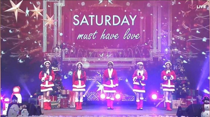 saturday_fan's tweet photo. Abro hilo de fotos que no recordaba que existían 💗
#세러데이 #SATURDAY #하늘 #주연 #유키 #아연 #민서 #HANEUL #JUYEON #YUKI #AYEON #MINSEO #chohee #sion #sunha #chaewon https://t.co/BFQtReCwpd