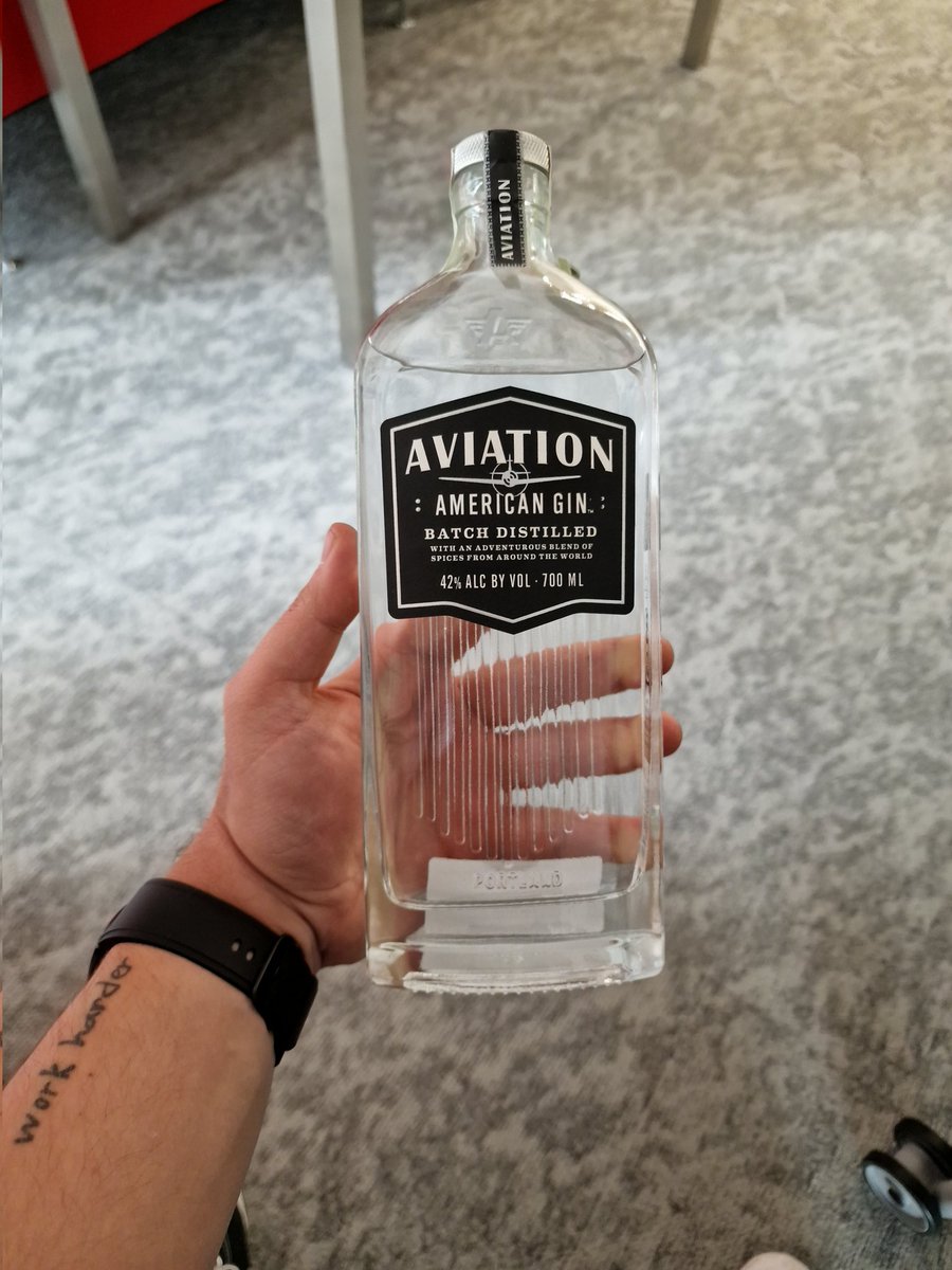didosal's tweet photo. yo, @VancityReynolds I finally managed to get some @AviationGin in Bulgaria! https://t.co/cn7V4qio7C