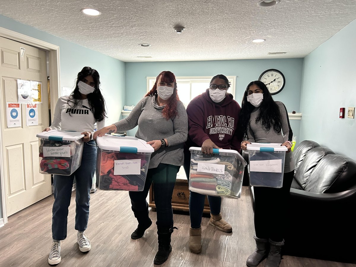 CHOICESYouth's tweet photo. Packing has been underway at Choices for the upcoming move, and we are excited to announce that we are fast approaching approval for occupancy and transition into our new location!
#CommunitySupportingCommunity #choicesyouthshelter #dufferinmensshelter #movingdayiscoming https://t.co/kQzfUCNVol