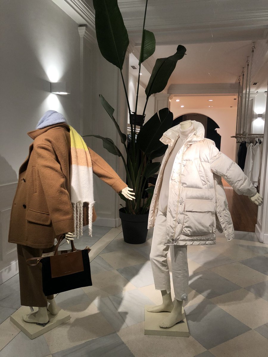 MariaAlonsoPna's tweet photo. #looksmonocromáticos #moda #fashion #lookoftheday #outfitoftheday #boutique #mariaalonso #pamplona #navarra https://t.co/ujcjHLud0k