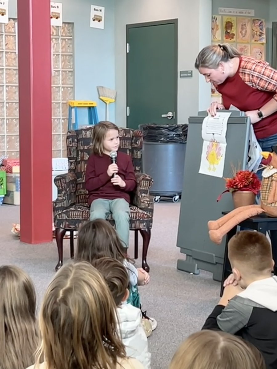 HPlourdeWTN's tweet photo. Today, our students presented their fall projects to a wonderful audience! #greenpod #secondgrade https://t.co/b1cwEesFjN