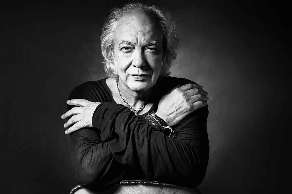 Hoje nos despedimos do Gigante Gentil! Erasmo foi um marco na música brasileira, e disso não há dúvidas. Obrigado por tudo, Tremendão 🖤 #erasmocarlos