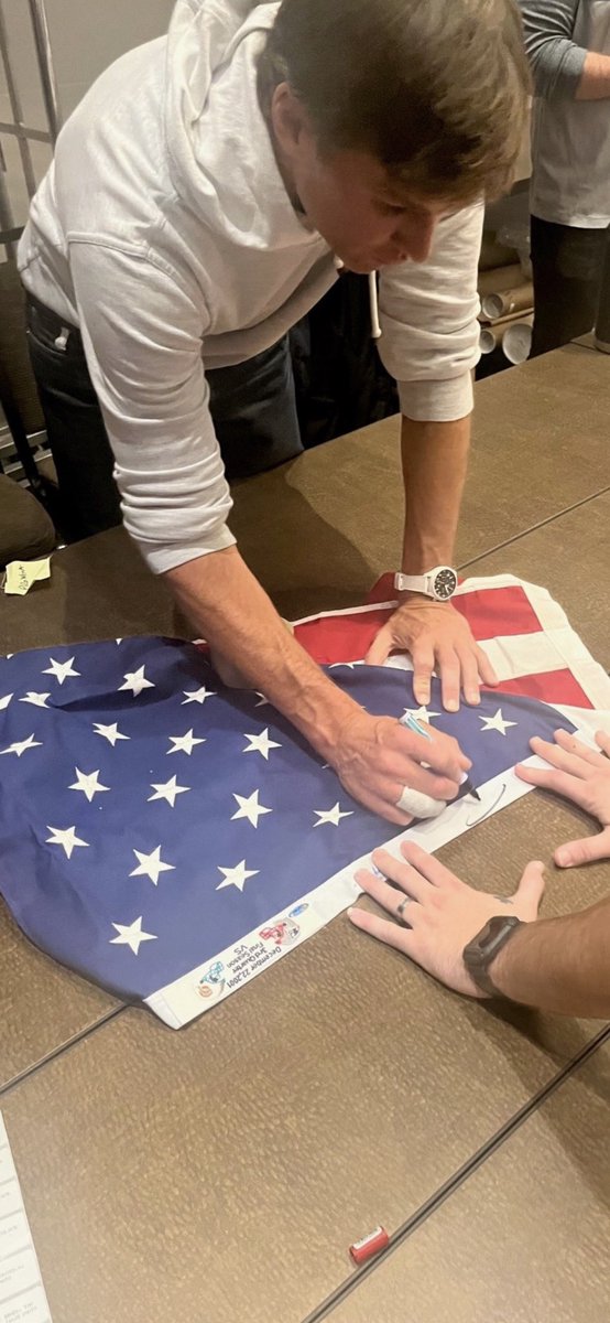 patsflaggate's tweet photo. Please visit the brand new https://t.co/0PkMLdRjNX for more information, pictures and inquiries on this one kind piece of Sports and Americana history! https://t.co/YFo5BtMkE7