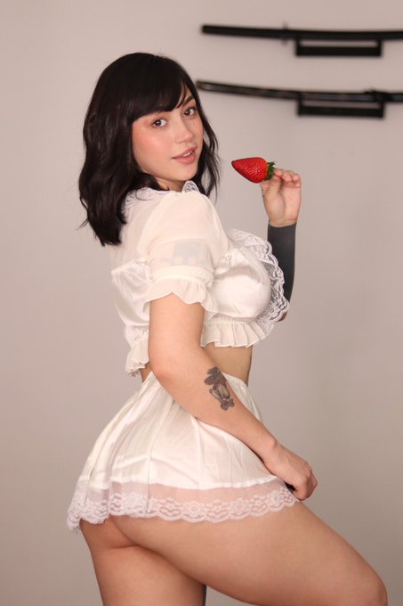 🍓🍓🍓🍓🍓 https://t.co/DrUwp4CEtJ