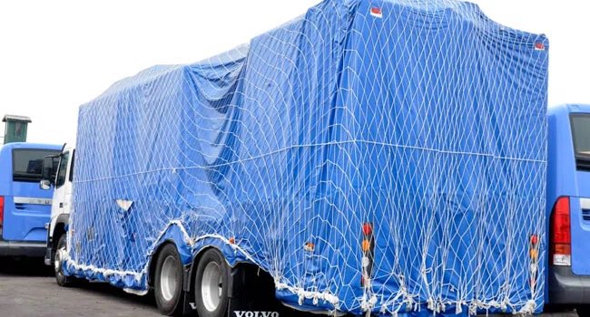 OvieNews's tweet image. Fed Govt commissions 3 cargo scanners in Apapa to reduce the time-wasting and rigorous process of offloading and loading goods for physical and subjective examination. Now these cargo scanners procured will reduce the time it takes to clear goods.