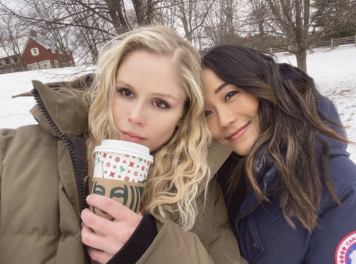 TheBoysTV's tweet photo. In S4, things get a bit heated at the Flatiron, so Annie and Kimiko step out for a coffee. Pure bliss. https://t.co/C5divSL9XC