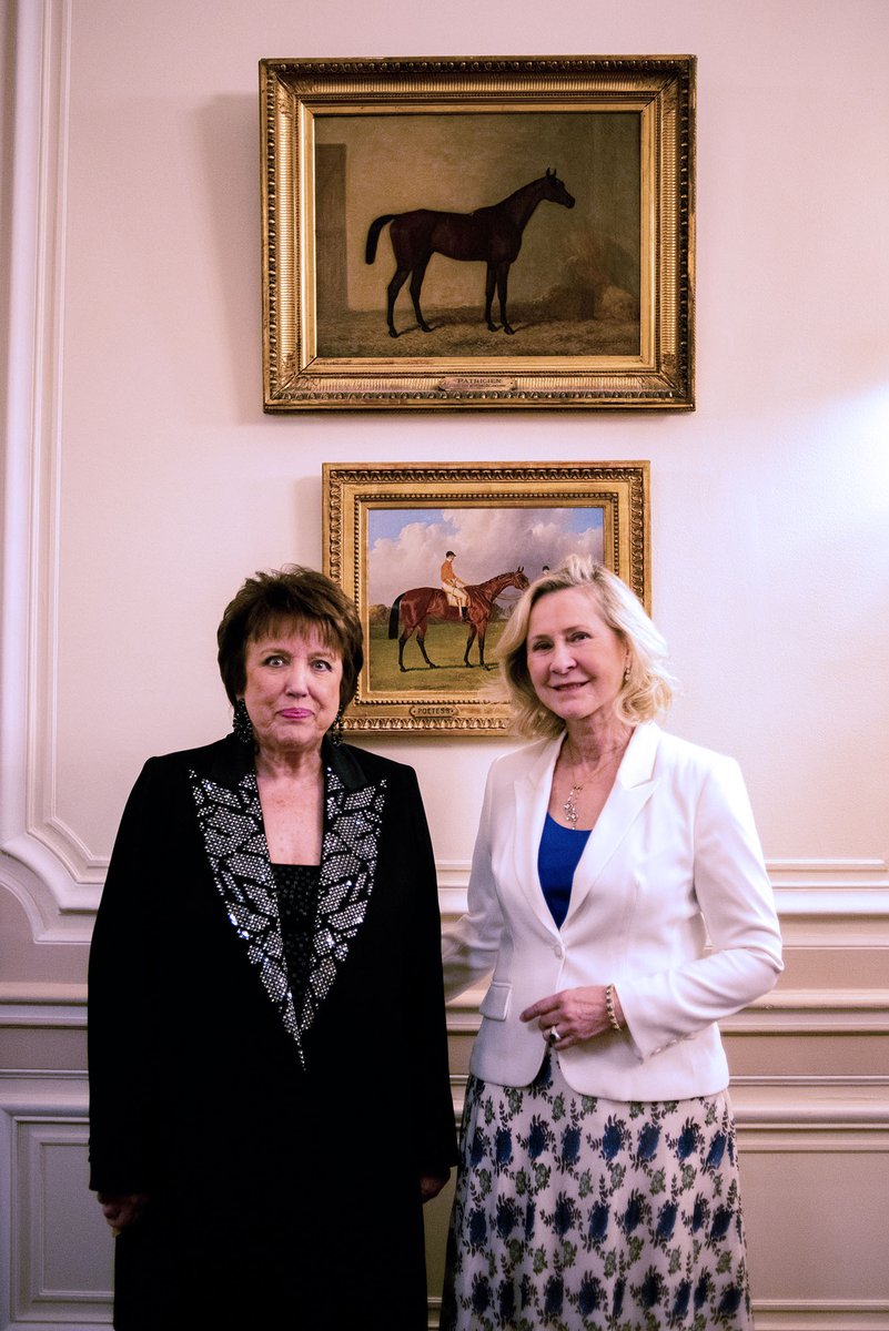 Madame la Ministre <a href="/R_Bachelot/">Roselyne Bachelot</a> reçue au Cercle Montherlant pour une conférence sur le thème « Quel ministère et quel ministre pour la #Culture ? » par Armelle Ceglec #gouvernement #art #culture #France