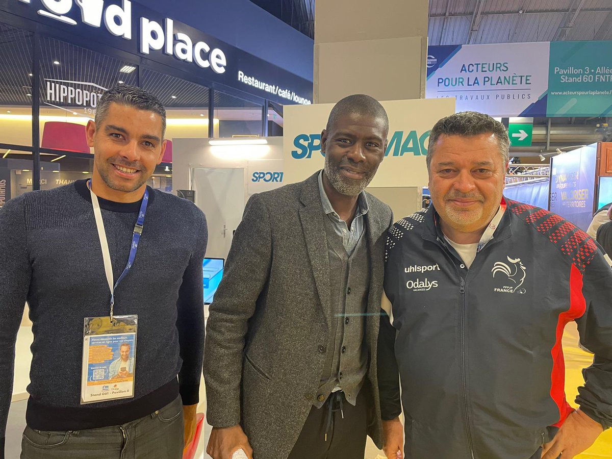 Absent pour le National d’Orléans le week-end dernier, je suis ravi d’avoir d’échanger avec Philippe Quintais et <a href="/journalistinho/">David Astorga</a> 😀 pour @sportmag_fr au <a href="/salondesmaires/">Salon des Maires et des Collectivités</a>