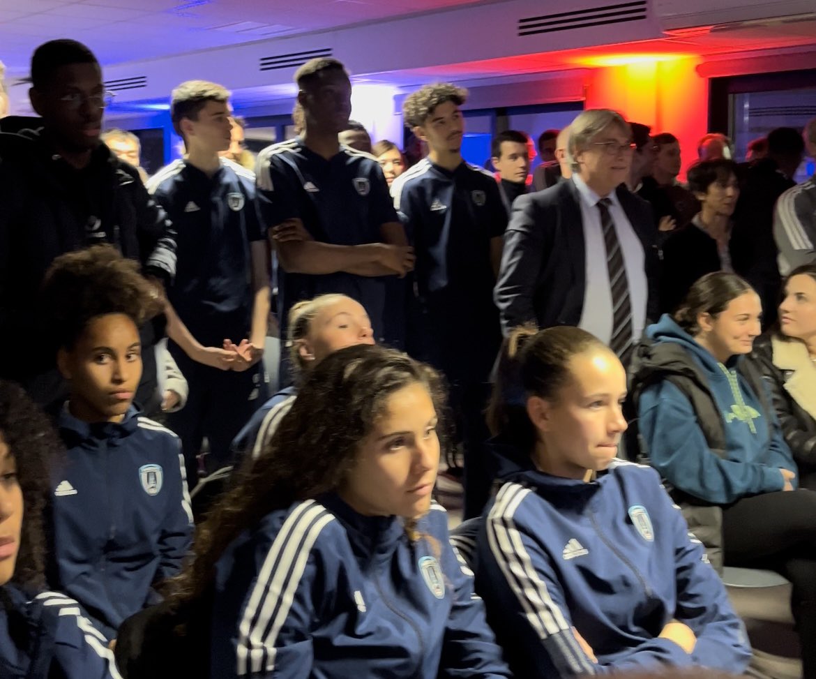 Amélie Oudéa-Castéra tweet media