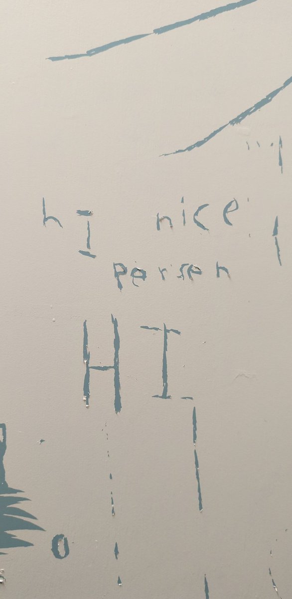 Mcc_Nicole's tweet photo. I get it property damage is bad but like, this is polite vandalism so it seems silly to me https://t.co/F2RSvJoJ7c