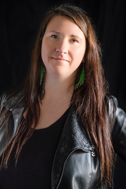 institutashukan's tweet photo. L'institut Ashukan est fier d'accueillir Edith Belanger au sein son équipe! Edith est membre de la Première Nation Wolastoqiyik (Malécite) Wahsipekuk de Cacouna, Québec. Autrice de deux livres sur la culture Wolastoqey et conférencière sur les enjeux autochtones... https://t.co/0zS1lio94r
