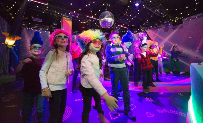 liminal_space__'s tweet photo. In 2018, we bought our eye-popping “holographic” display system to the DreamWorks Trolls Experience in New York City. DreamWorks Trolls Experience was an immersive, first-of-a-kind experience that transported guests into the colorful, musical world of DreamWorks Trolls.#immersive https://t.co/gPSZxvREka
