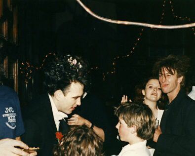 the cure pic provider (@thehangngarden) on Twitter photo 