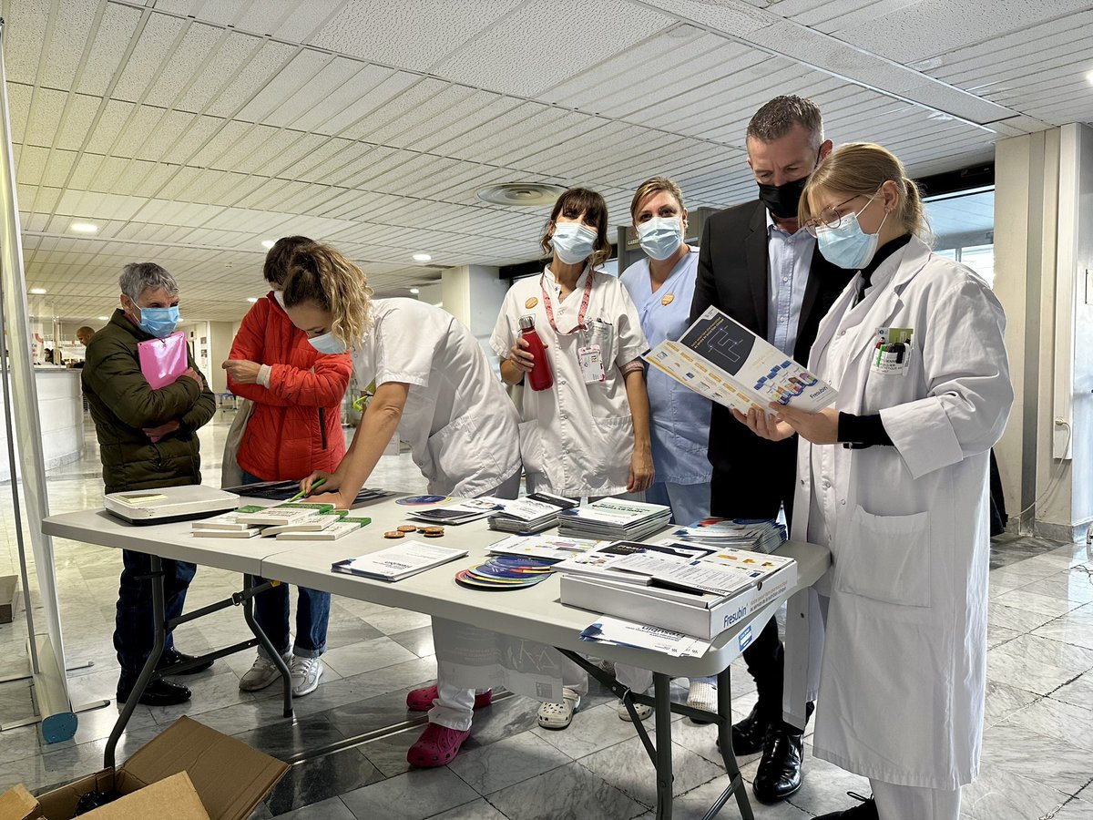 Malgré la concurrence de la semaine de la sécurité des patients, beaucoup de visites sur le stand de la #semainedenutrition2022 au <a href="/CHUdeNice/">CHU de Nice</a>   <a href="/stopdenutrition/">Collectif Dénutrition</a> @nut_clinique