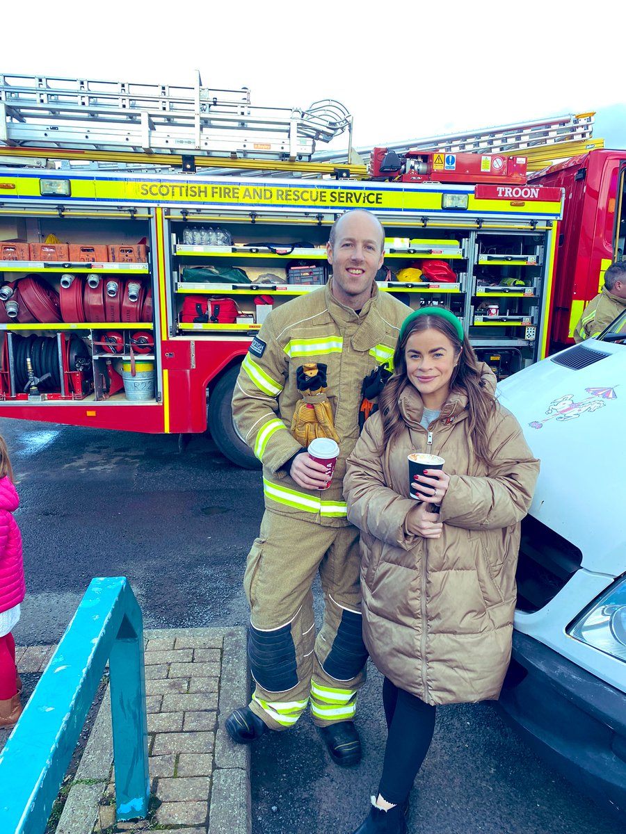 kmcmil1990's tweet photo. Wintertainment with my handsome husband 🥰🚒🚑 https://t.co/S1JjTt0u6t