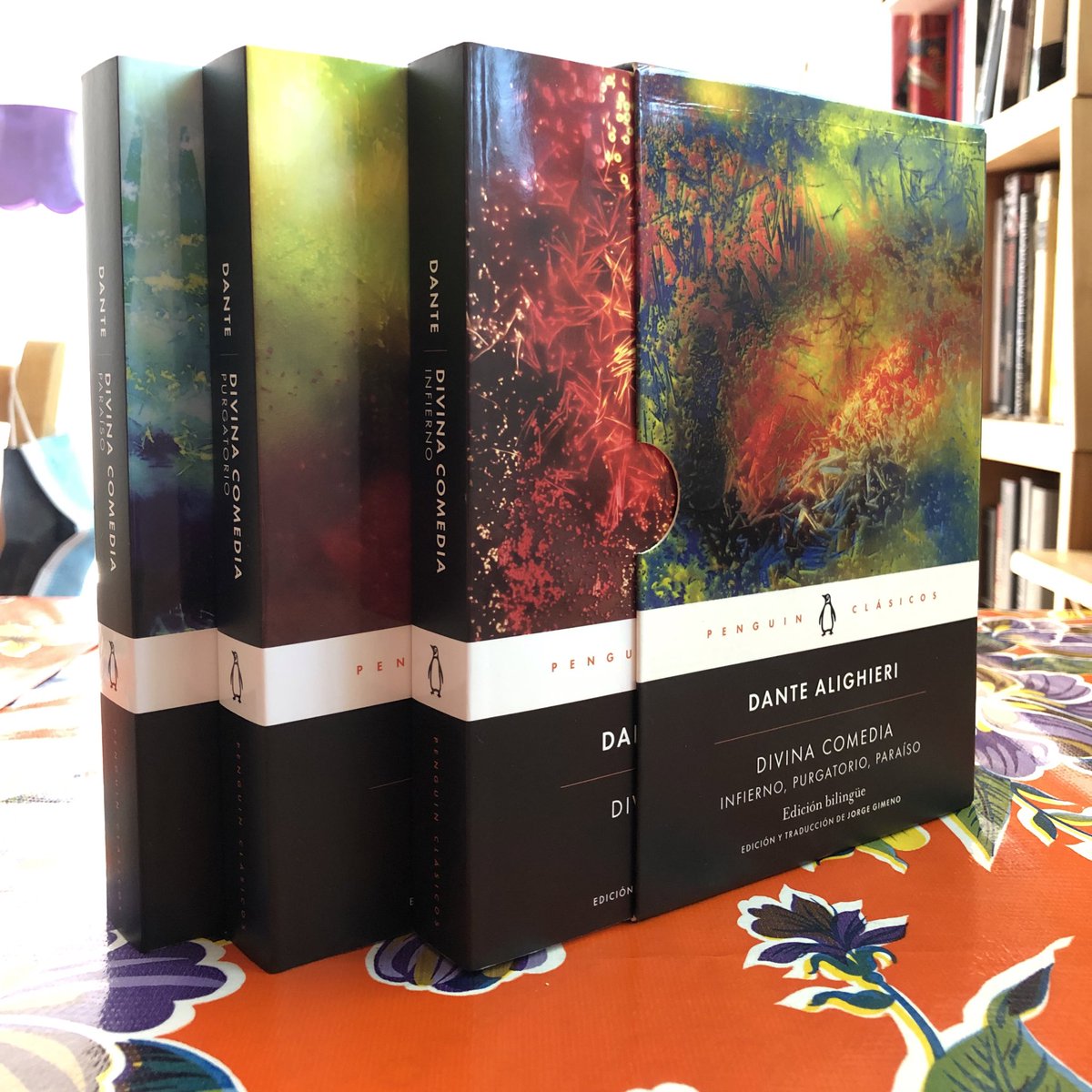 Ahora, aprovechen la oferta relámpago de este martes: libroschevengur.com/tienda/divina-…