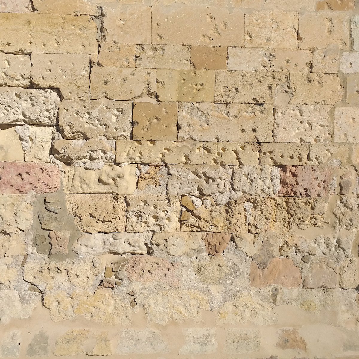 EL PAREDON
Este paredon siempre me genera mas preguntas que respuestas; quien, cuando, por que, por quien, para que?
La unica respuesta evidente es como...