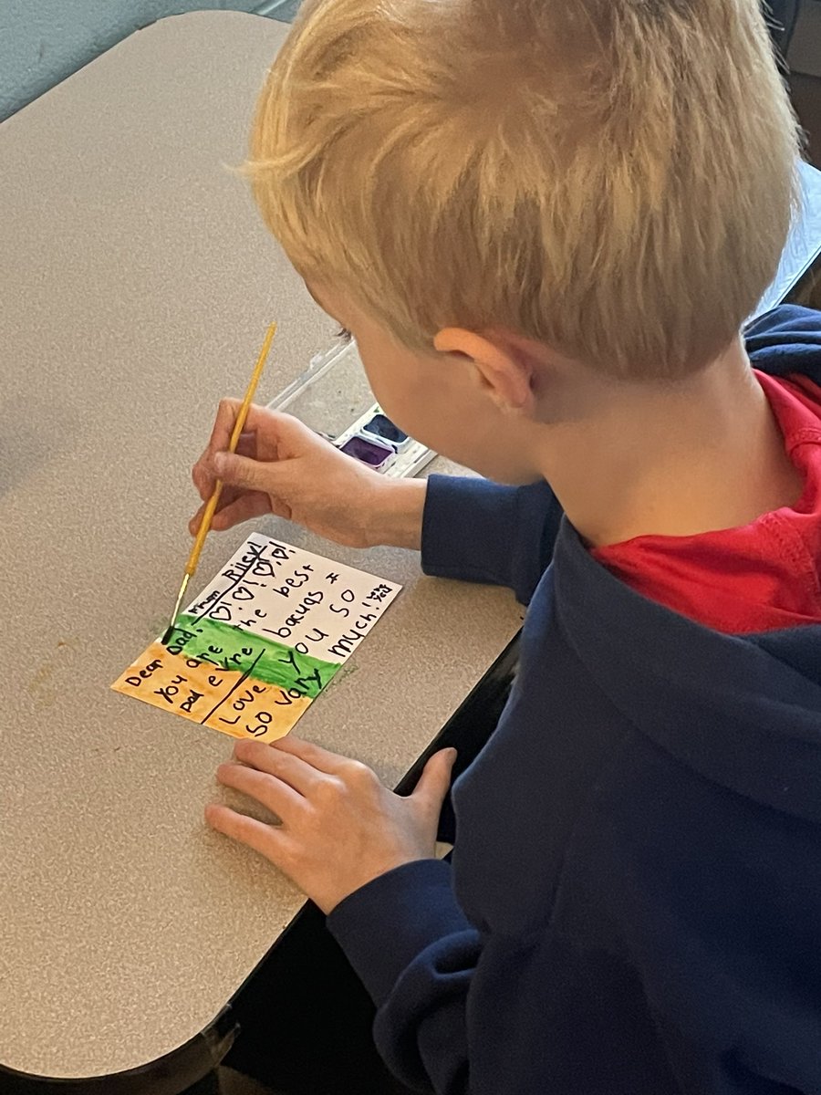 Elizabeth Farris tweet media