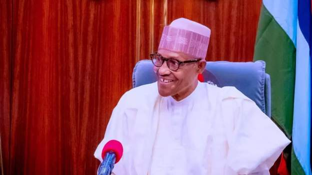 bbchausa's tweet photo. Buhari zai ƙaddamar da sabbin takardun kuɗi ranar Laraba

Karin bayani: https://t.co/mDWRlOqHCK https://t.co/QYBQclX9iE