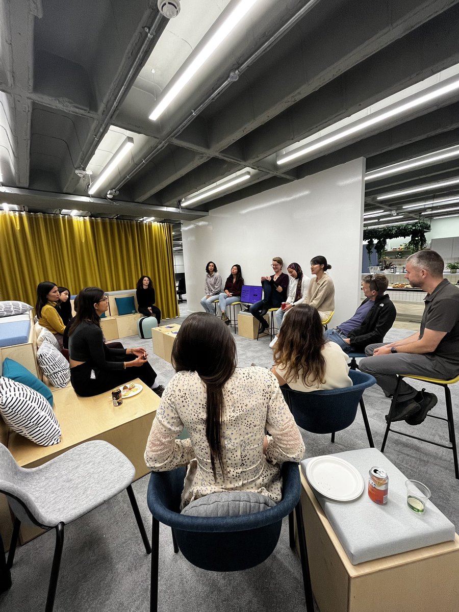 What a week🎉 @CohereAI hosted our 1st Womxn &amp; Non Binary People in Tech series in London🇬🇧 with <a href="/ucl/">UCL</a> <a href="/OxWoCS/">Oxford Women in Computer Science</a> <a href="/wic_imperial/">Imperial College Women & Non-Binary in Computing</a>! Inspiring panels🤩, having fun testing our models👩‍💻, discussing the future of #NLP 🧨

…and eating far too many Cohere cookies together 🍪