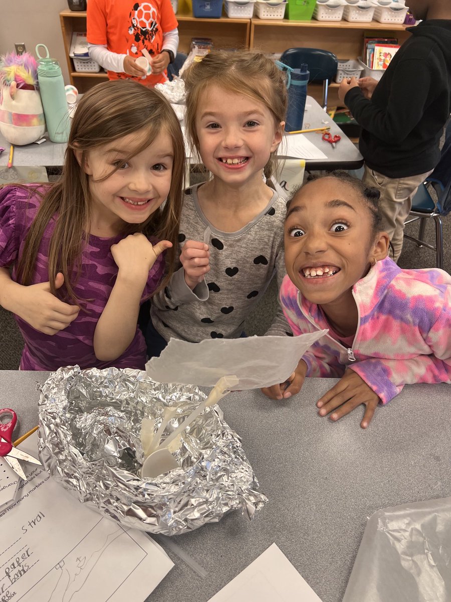 Round 2. Will it hold more? #BlueJaysCan ⁦<a href="/sanfordcreek/">SanfordCreek ES</a>⁩