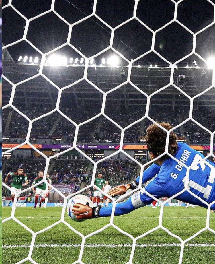 HaAncheyta's tweet photo. @yosoy8a Siempre y para siempre has sido el mejor! Te amamos OCHOAAAAAAA! 🇲🇽 gracias! 😩🇲🇽⚽️❤️ https://t.co/FkYKa4XVe3