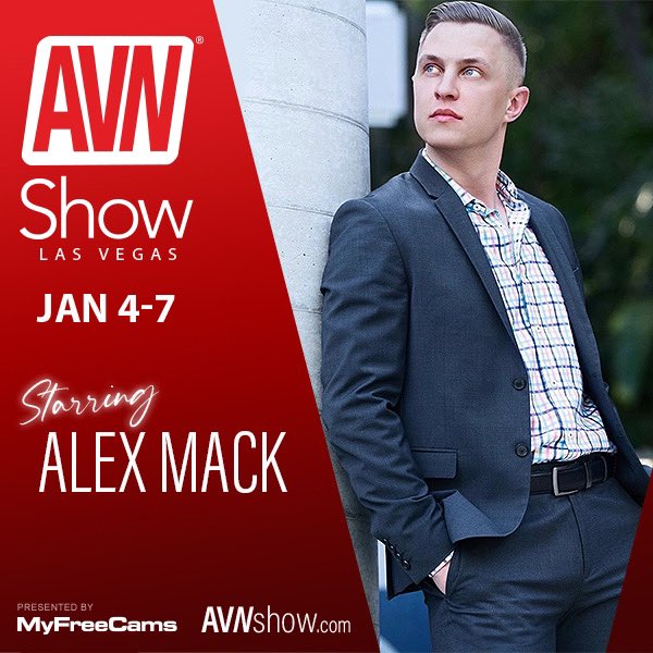 Alex Mack @alexmackxxx