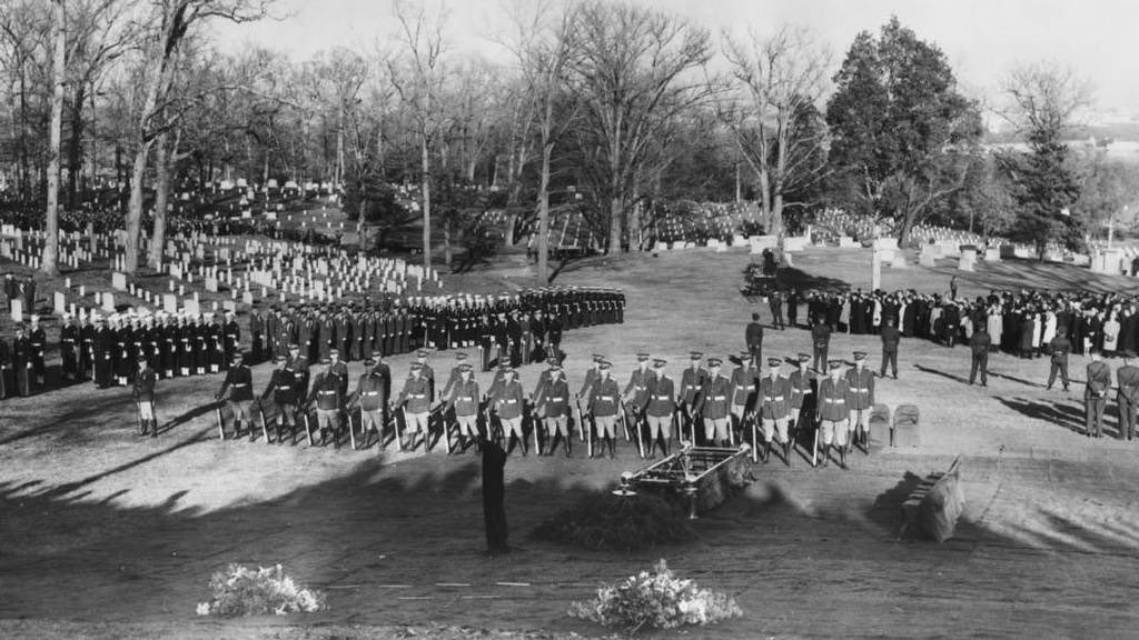 IrelandEmbUSA's tweet photo. #DidYouKnow Today marks 59 years since President John F. Kennedy was assassinated. 11 of the cadets who performed at his funeral at Arlington National Cemetery in 1963 were Irish, and they returned to his graveside in 2013. https://t.co/JXRMwhLZ83