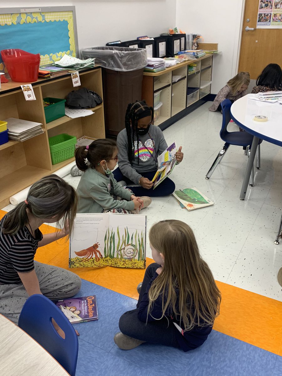 What a great way to kick off the Thanksgiving break… grateful to meet our kindergarten buddies today <a href="/CMSmtolive/">CMS Elementary School</a> <a href="/NicoleMusarra/">Nicole Musarra</a> @ashleylopez210 <a href="/zimainkinder/">Briana Zima</a>