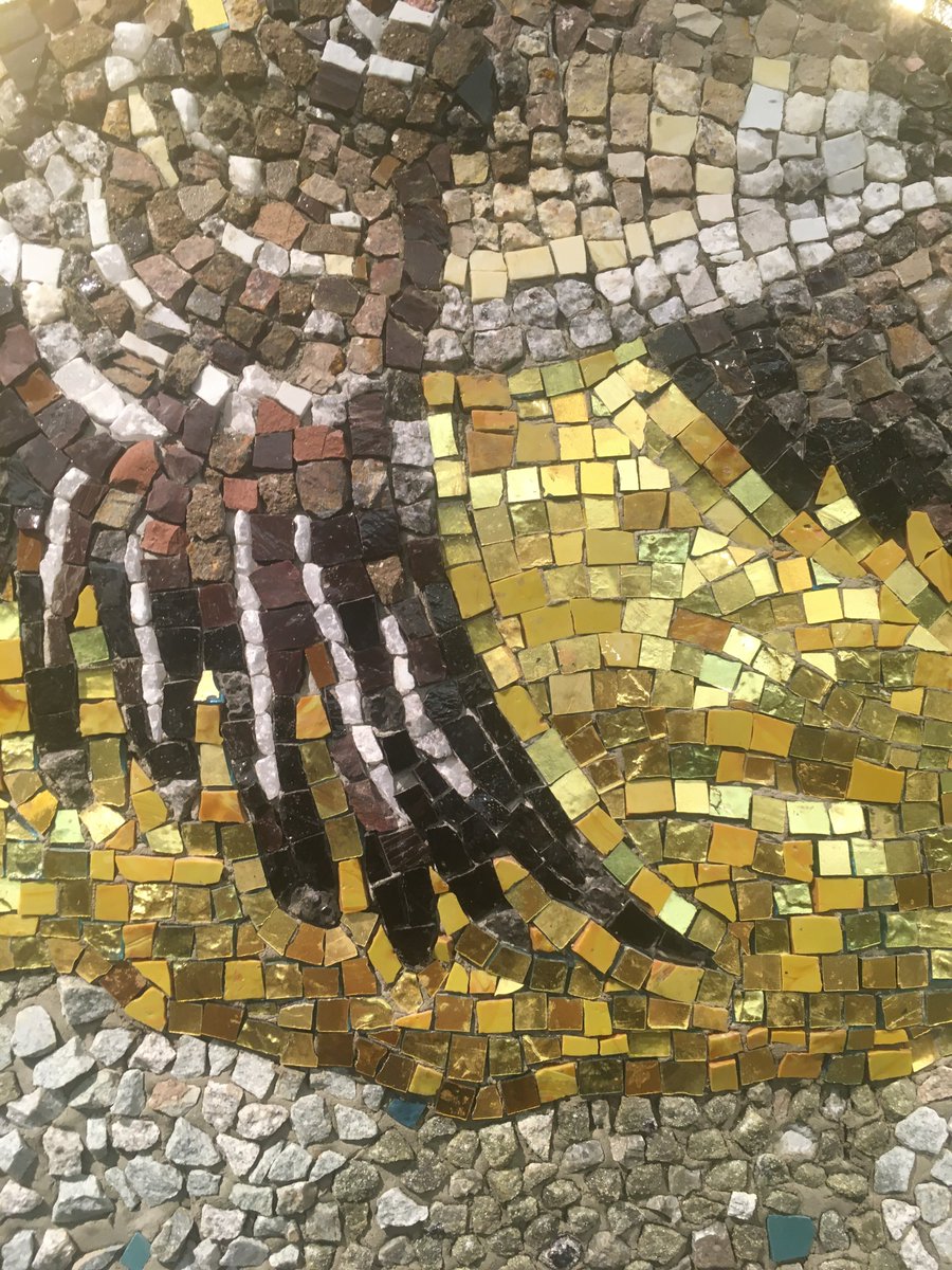 botts_jeremy's tweet photo. Details of The Luminous One, the mosaic we made together here on campus. I like it best close up like this, seeing all the tiny decisions made from tessera to tessera. #andamento #mosaic #luminous #canadagoose https://t.co/RCSfeo3MJz