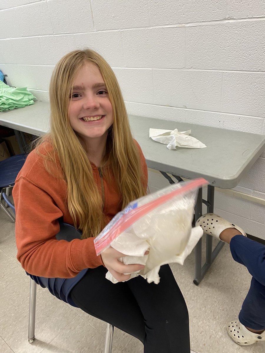 Mrs. Marlow tweet media