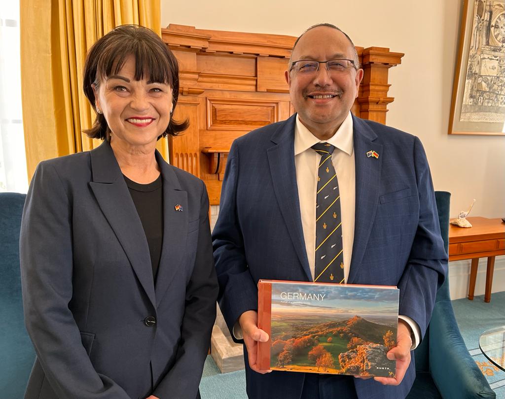 It was an honor to meet with the Speaker of the 🇳🇿 House of Representatives <a href="/adrianrurawhe/">Rt Hon Adrian Rurawhe MP</a> at <a href="/NZParliament/">NZ Parliament</a>. I'm looking forward to deepen 🇩🇪🇳🇿 long-standing partnership and to intensify relations between our parliaments. Our 2 countries share the same values and beliefs 🇩🇪🤝🇳🇿NM